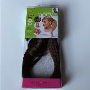 Hairdo Women’s Clip-in 18” Wrap-Around Pony R10